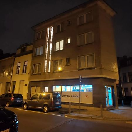 Mooi Slaapkamer! Proper En Compact Place Voor 3 Anversa Esterno foto