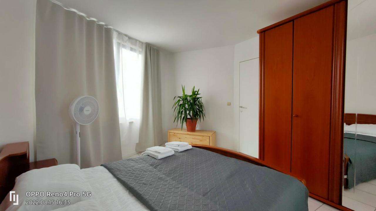 Mooi Slaapkamer! Proper En Compact Place Voor 3 Anversa Esterno foto