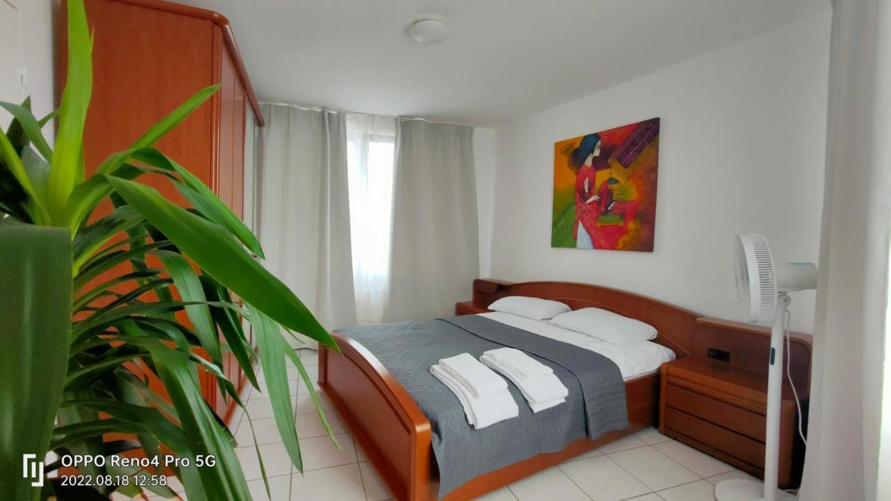 Mooi Slaapkamer! Proper En Compact Place Voor 3 Anversa Esterno foto