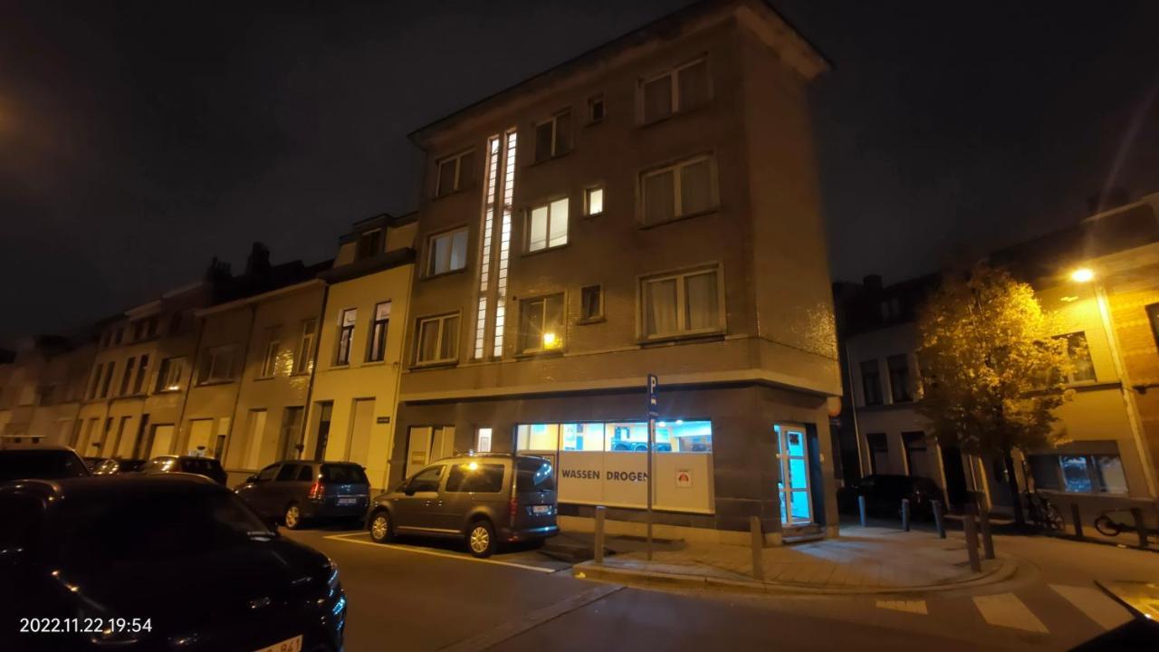 Mooi Slaapkamer! Proper En Compact Place Voor 3 Anversa Esterno foto